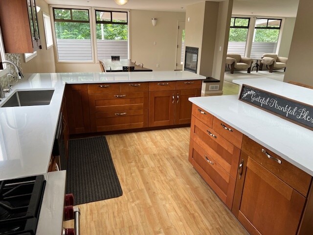 16705 Southcenter Pky, Tukwila, WA à vendre - Photo de l’immeuble – Image 2 sur 8