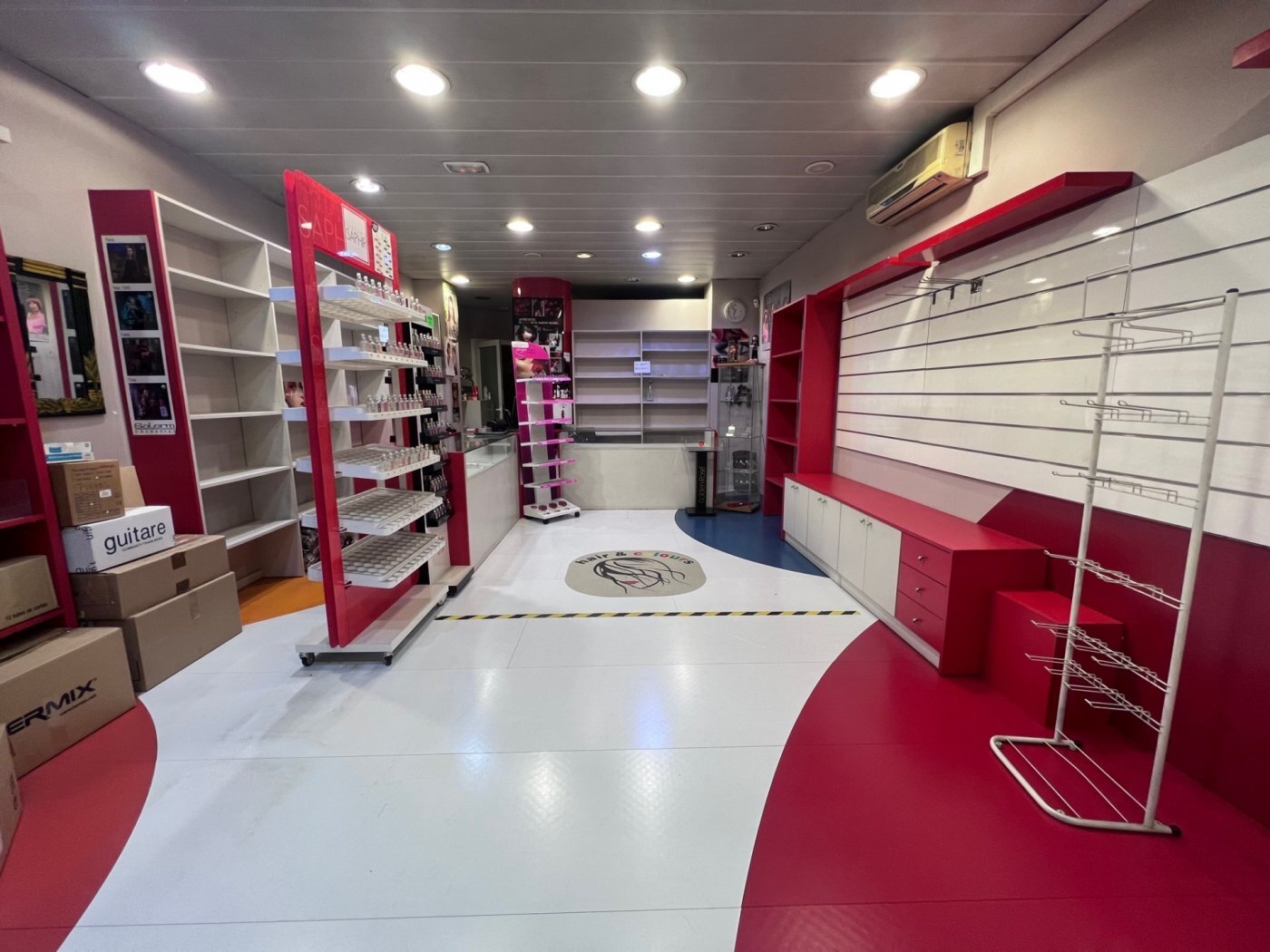 Local commercial dans Igualada, Barcelona à louer Photo intérieure– Image 1 sur 8
