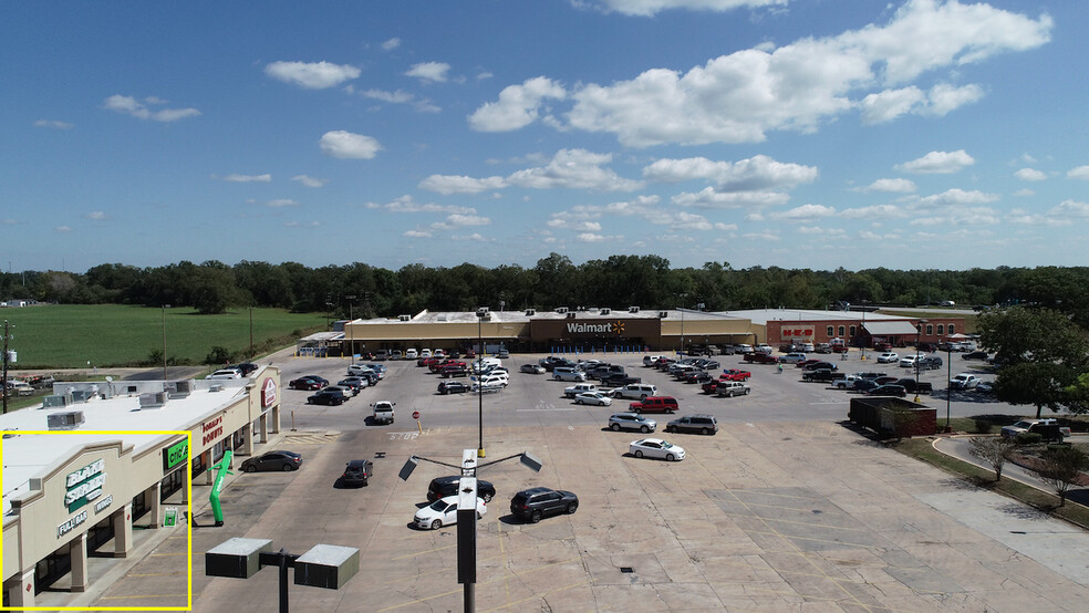 2101 Milam St, Columbus, TX à louer - Photo de l’immeuble – Image 3 sur 6