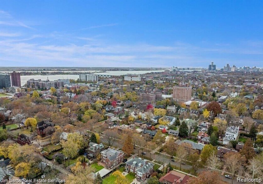 11015-11039 E Jefferson Ave, Detroit, MI à vendre - Photo de l’immeuble – Image 3 sur 6