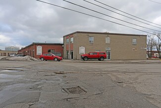 Plus de détails pour 127 Manville Rd, Toronto, ON - Industriel/Logistique à louer