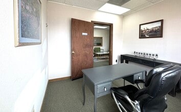 2175 N Academy Cir, Colorado Springs, CO à louer Photo intérieure– Image 2 sur 3