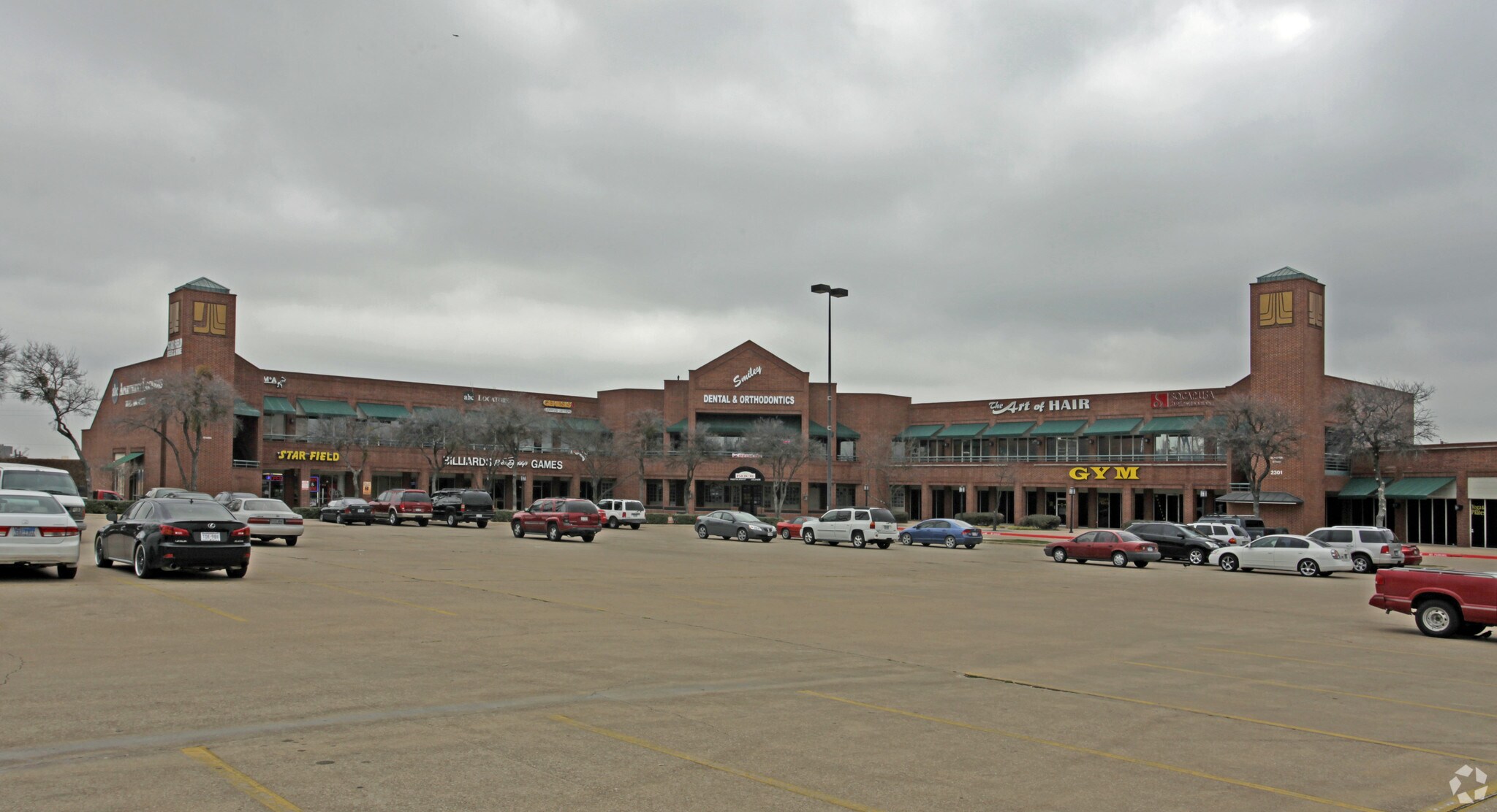 2301 N Collins St, Arlington, TX à louer Photo principale– Image 1 sur 14