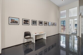 944 W Huron St, Chicago, IL à louer Photo intérieure– Image 2 sur 41