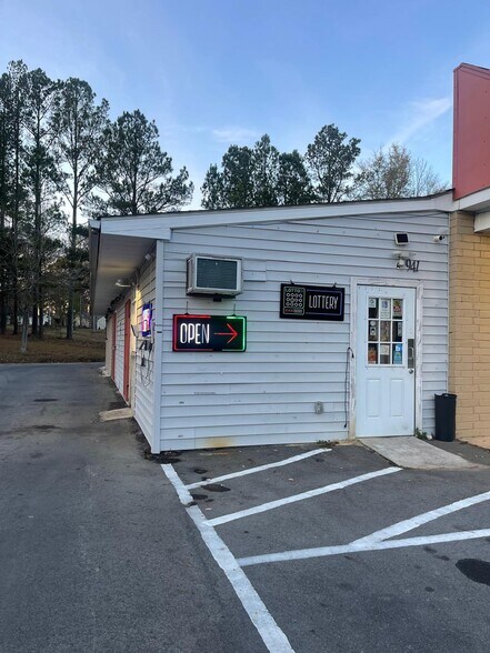 941 N Main St, Troy, NC à louer - Photo de l’immeuble – Image 3 sur 20