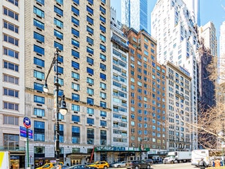 Plus de détails pour 116 Central Park S, New York, NY - Logement à vendre