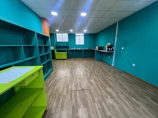 Plus de détails pour Local commercial à vendre