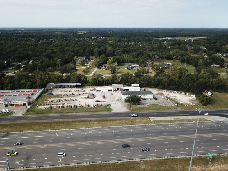 8185 Eastex Fwy, Beaumont, TX à vendre - Photo principale – Image 1 sur 7