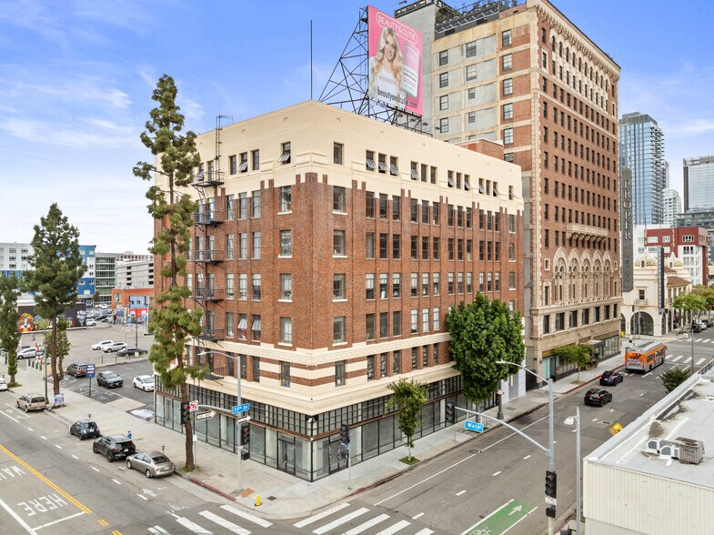 110 W 11th St, Los Angeles, CA à vendre - Photo de l’immeuble – Image 1 sur 11