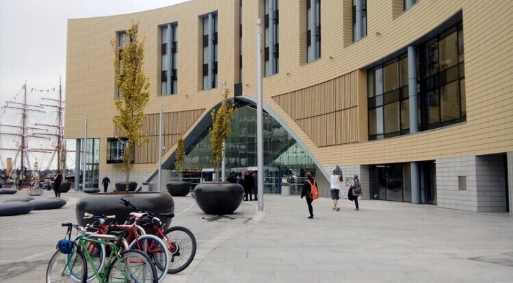 Dundee Central Waterfront, Dundee à louer - Photo de l’immeuble – Image 1 sur 4