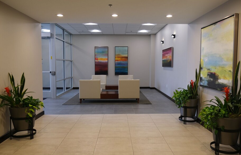 12747 Olive Blvd, Creve Coeur, MO à louer - Photo intérieure – Image 3 sur 8