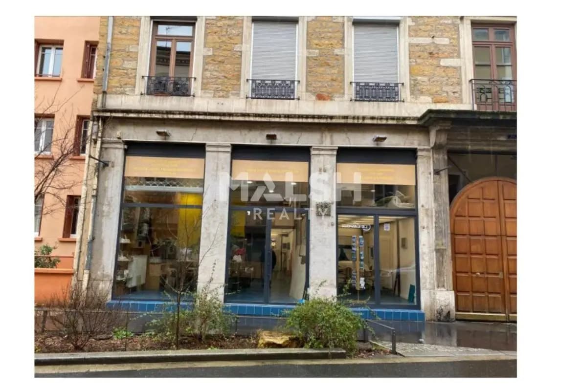 24 Rue De Saint-Cyr, Lyon à louer Photo de l’immeuble– Image 1 sur 11