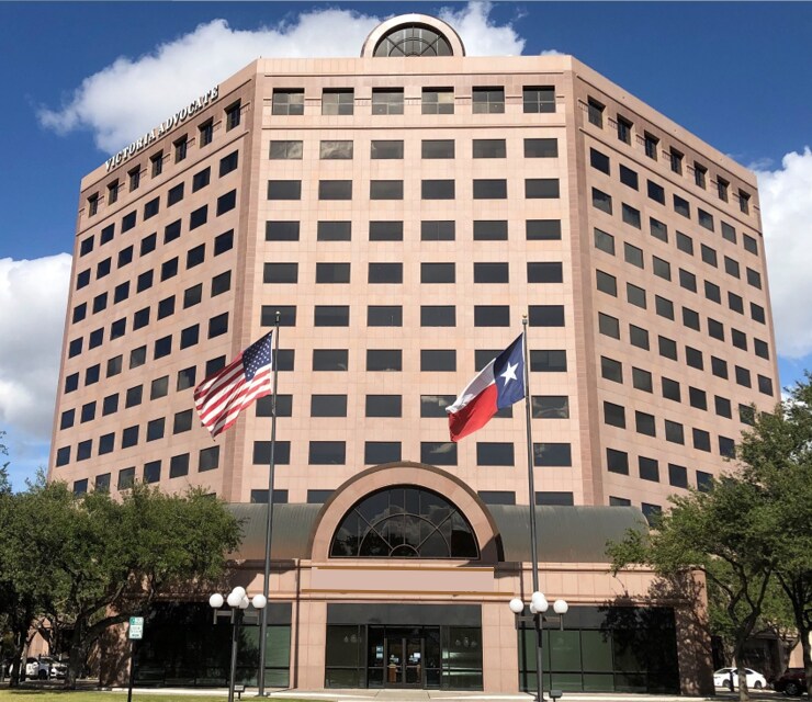 101 W Goodwin Ave, Victoria, TX à louer Photo principale– Image 1 sur 7