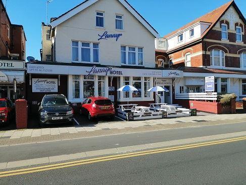 73-75 Reads Ave, Blackpool à vendre - Photo de l’immeuble – Image 1 sur 12