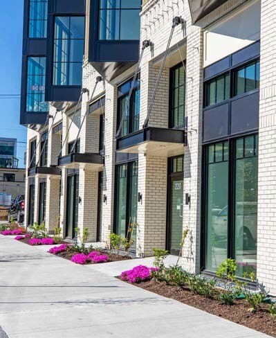 234 3rd Av W, Vancouver, BC à vendre - Photo de l’immeuble – Image 3 sur 10