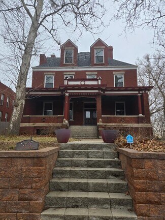 Plus de détails pour 3825 S 25th St, Omaha, NE - Local d’activités à vendre