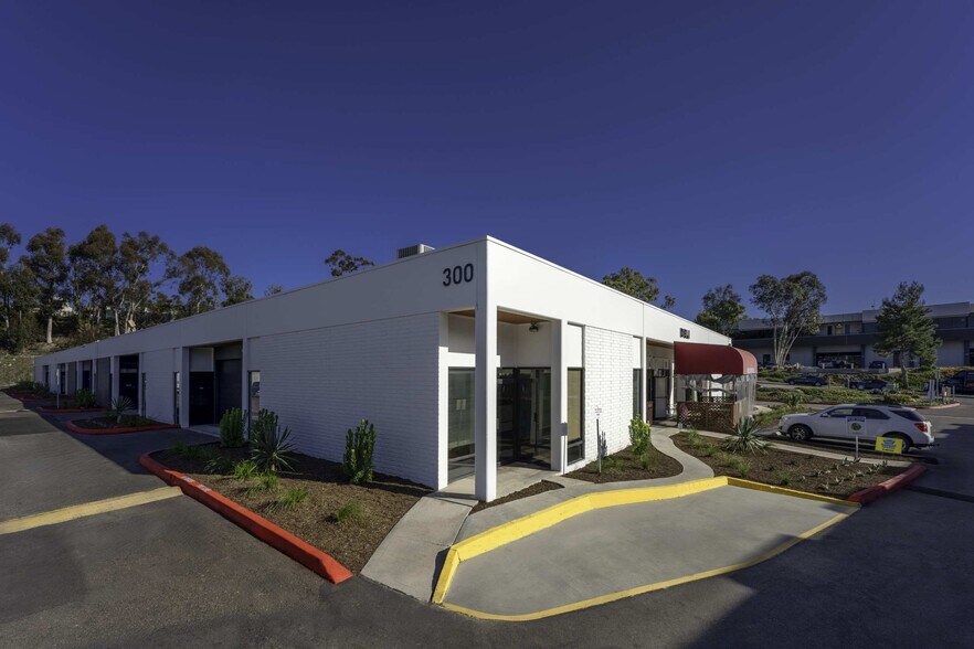4901-4907 Morena Blvd, San Diego, CA à louer - Photo de l’immeuble – Image 3 sur 23