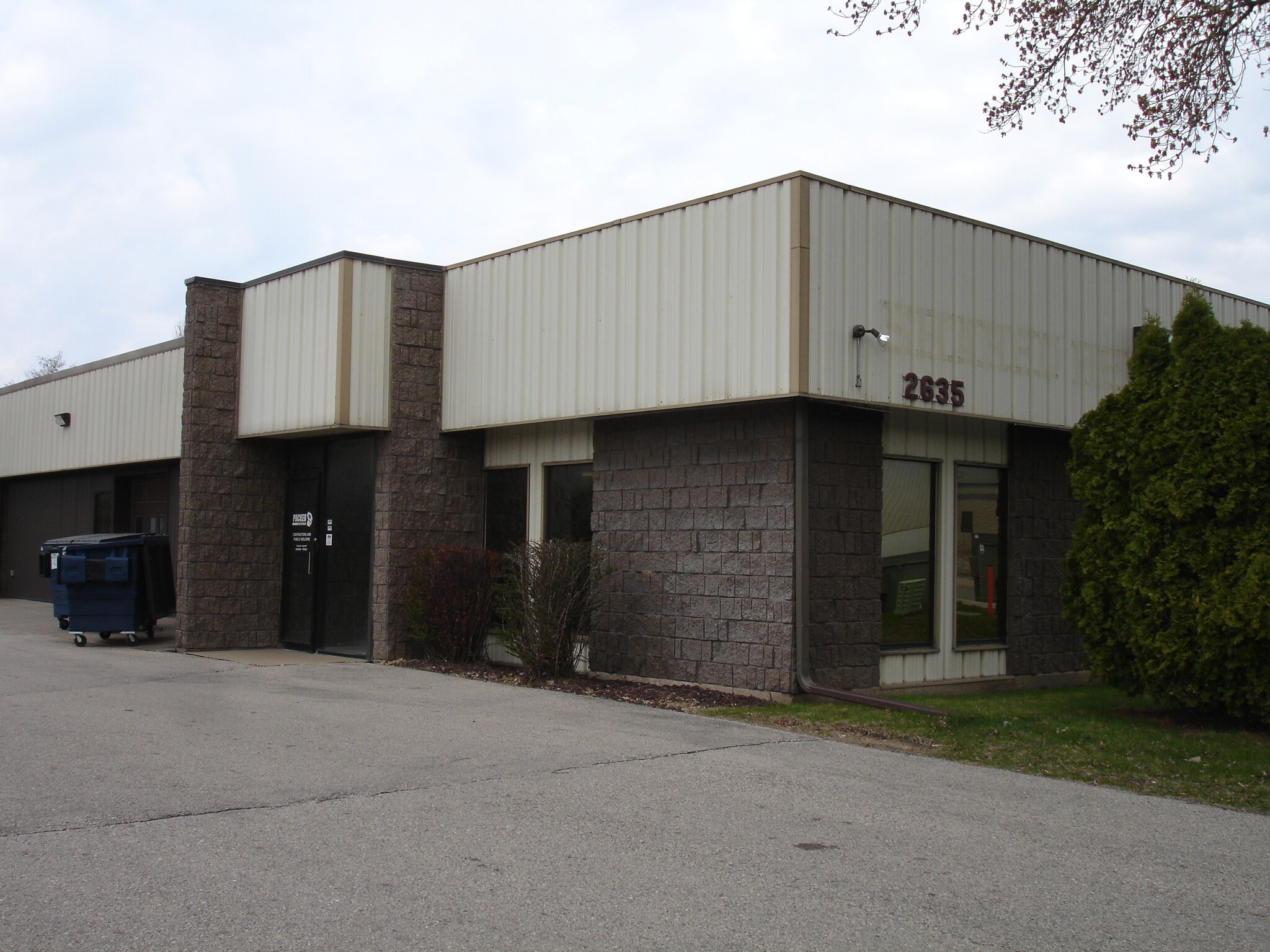 2635 Hemstock St, La Crosse, WI à louer Photo de l’immeuble– Image 1 sur 14