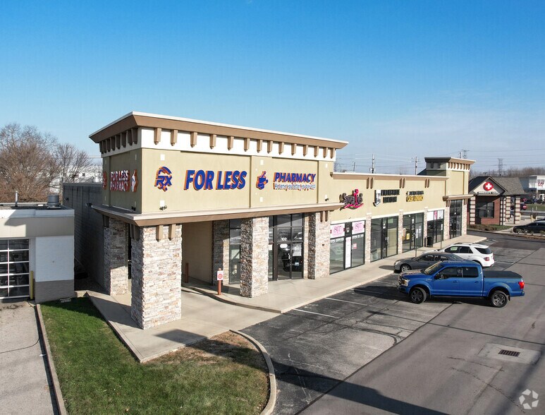 10930 Pendleton Pike, Indianapolis, IN à louer - Photo de l’immeuble – Image 2 sur 3