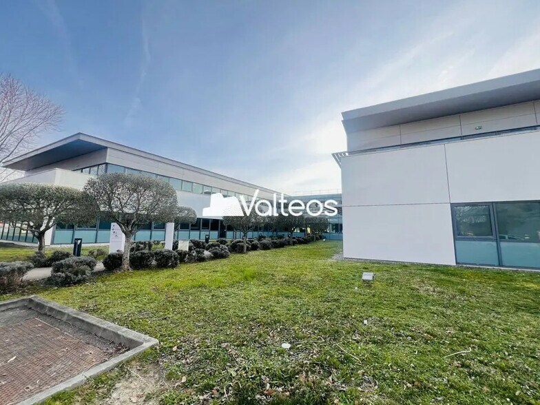 Bureau dans Labège à louer - Photo de l’immeuble – Image 2 sur 8