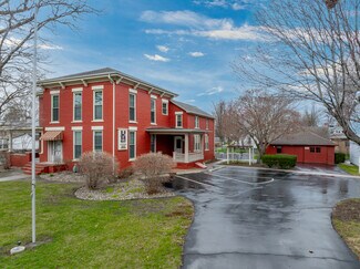 Plus de détails pour 1015 E Center St, Warsaw, IN - Bureau à vendre