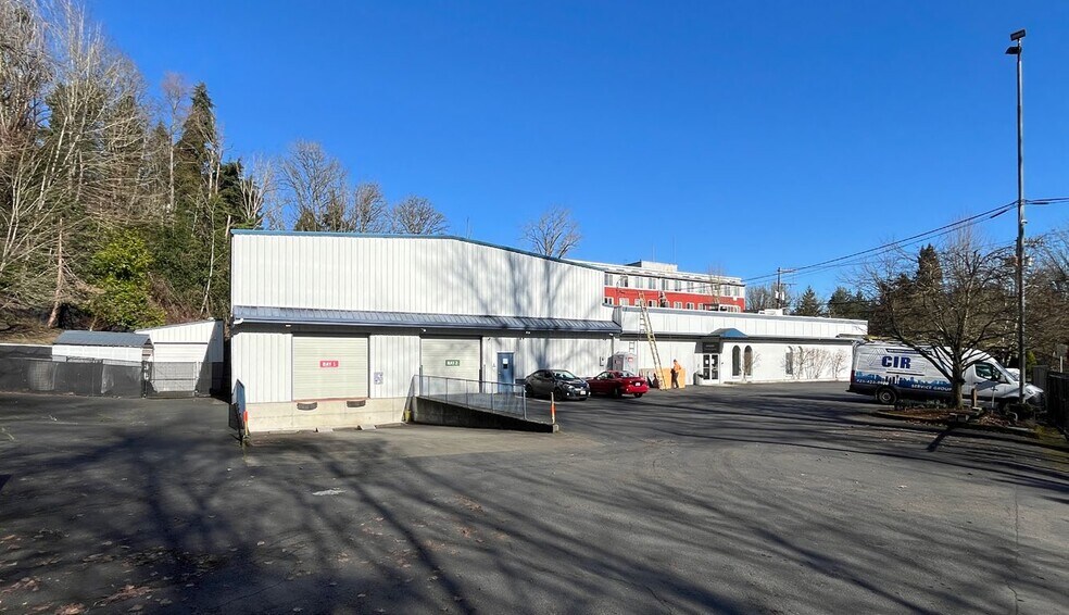 10001 Lake City Way NE, Seattle, WA à vendre - Photo de l’immeuble – Image 2 sur 5