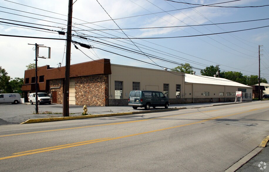 850 State St, Lemoyne, PA à louer - Photo de l’immeuble – Image 3 sur 21
