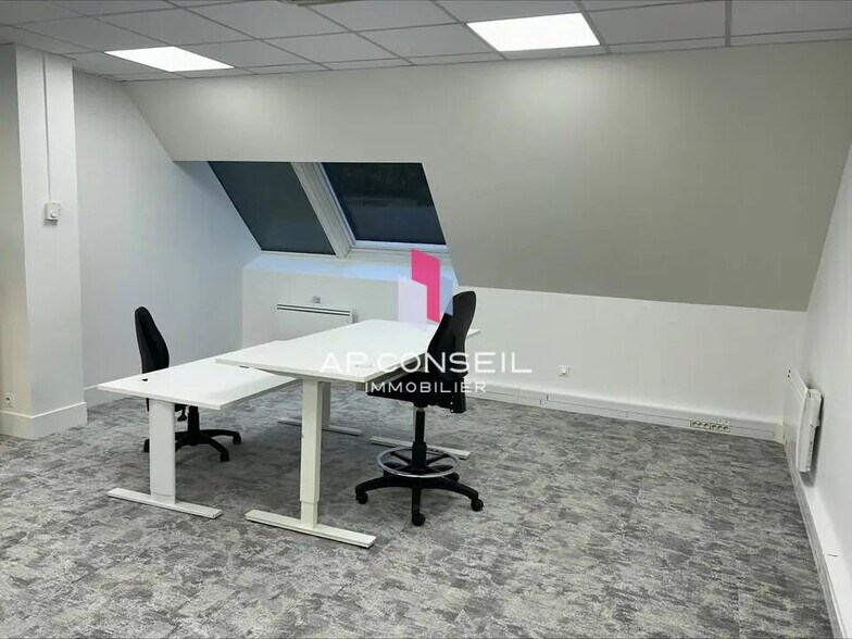 Bureau dans Versailles à louer - Photo intérieure – Image 2 sur 6
