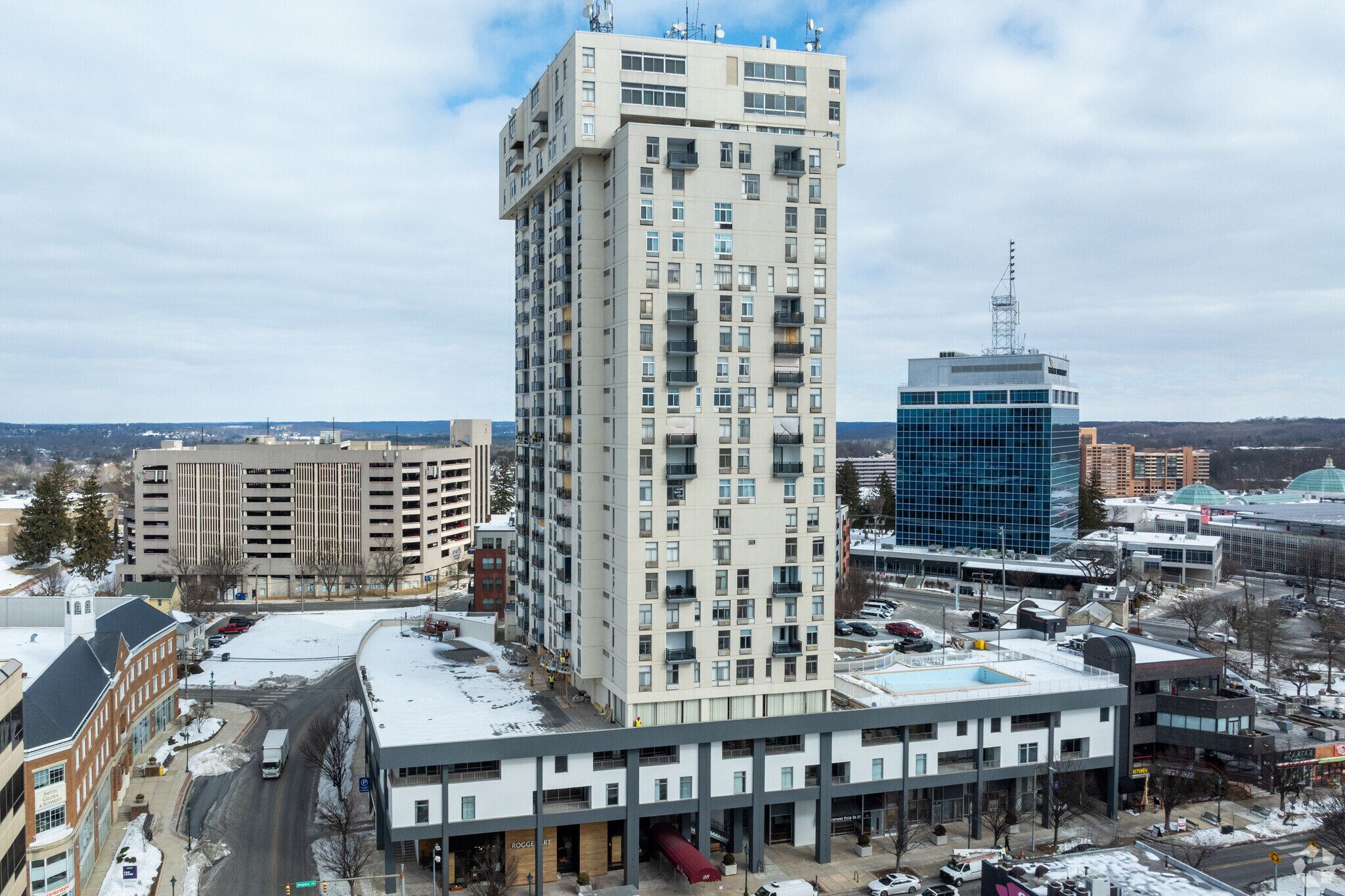 28 Allegheny Ave, Towson, MD à vendre Photo principale– Image 1 sur 11