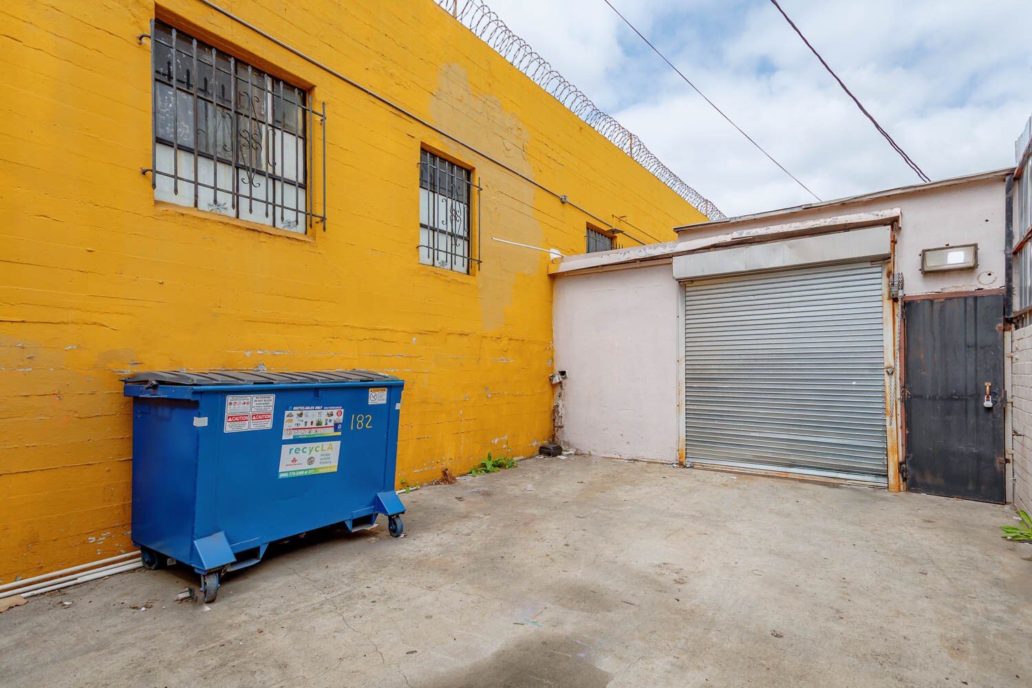 180 S Alvarado St, Los Angeles, CA à louer Photo de l’immeuble– Image 1 sur 31