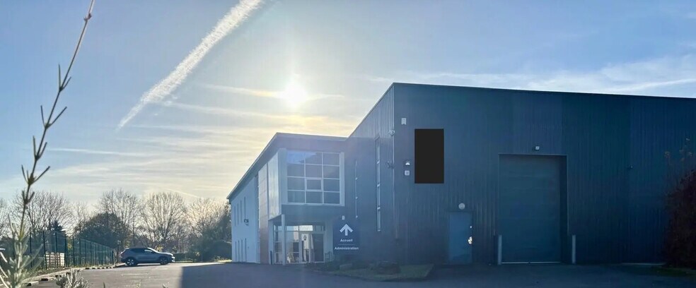 Bureau dans Bouguenais à louer - Photo de l’immeuble – Image 1 sur 24