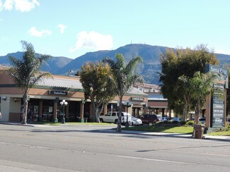 Plus de détails pour 250-254 W Harvard Blvd, Santa Paula, CA - Local commercial à louer