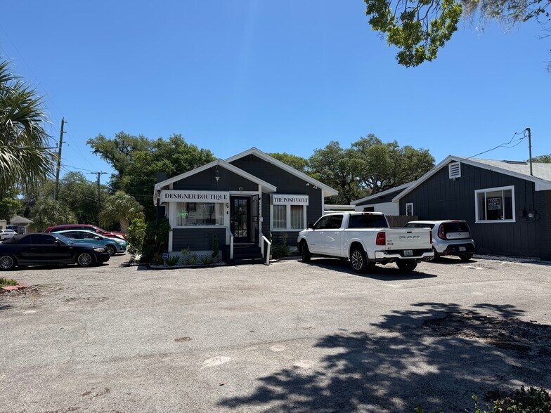 1771 Clearwater Largo rd, Largo, FL à vendre - Photo principale – Image 1 sur 14