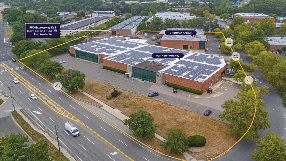 2 Hoffman Ave, Hauppauge, NY à vendre - Photo de l’immeuble – Image 2 sur 5