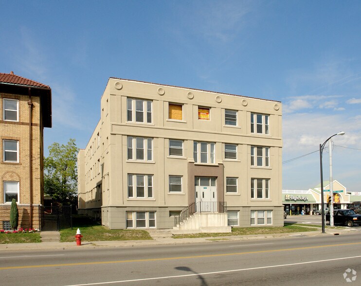 2118 Delaware Ave, Buffalo, NY à vendre - Photo de l’immeuble – Image 2 sur 30