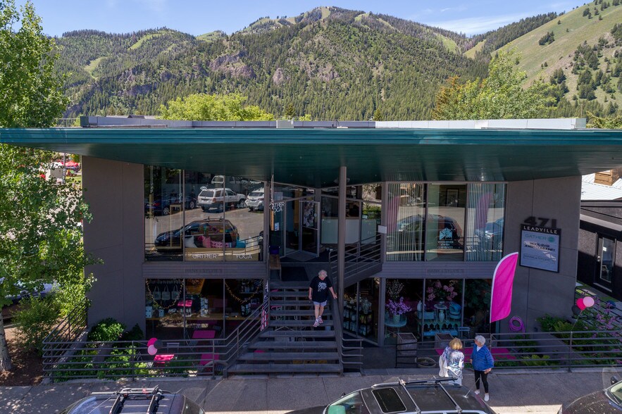 471 N Leadville Ave, Ketchum, ID à vendre - Photo principale – Image 1 sur 13