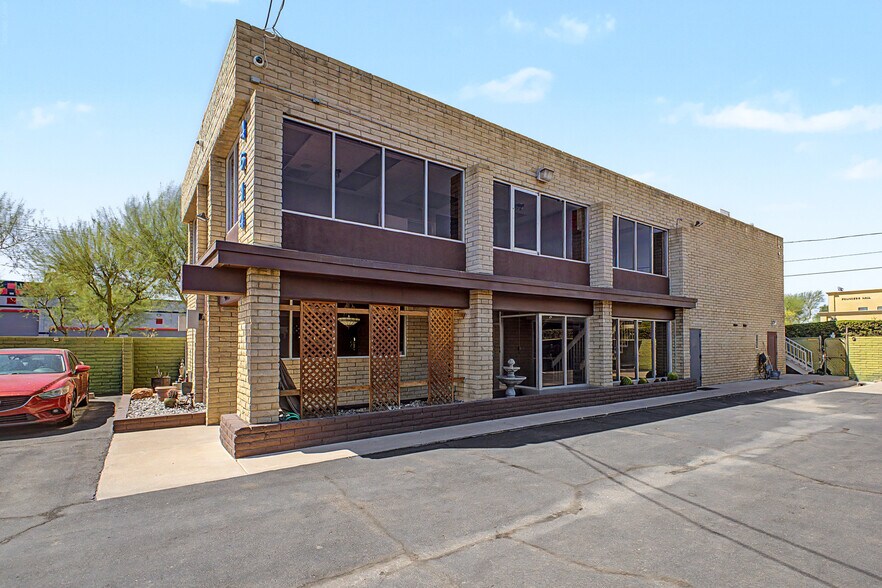 4614 N 7th St, Phoenix, AZ à louer - Photo de l’immeuble – Image 2 sur 32