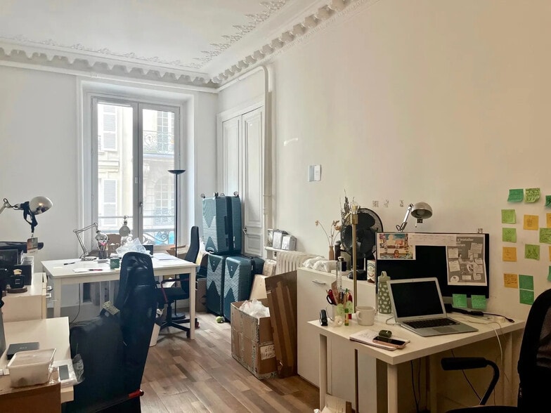 Bureau dans Paris à louer - Photo de l’immeuble – Image 2 sur 8