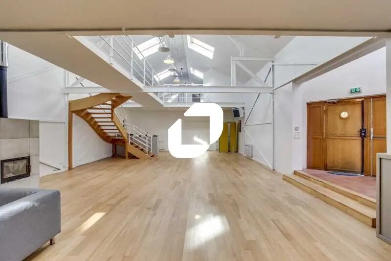 Bureau dans Nanterre à louer - Photo de l’immeuble – Image 1 sur 15