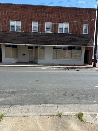 Plus de détails pour 128 N Wayne Ave, Waynesboro, VA - Local commercial à louer