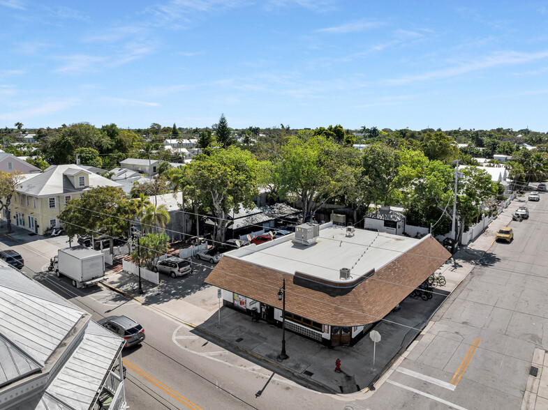 1000-1006 Truman Ave, Key West, FL à vendre - Photo de l’immeuble – Image 3 sur 36