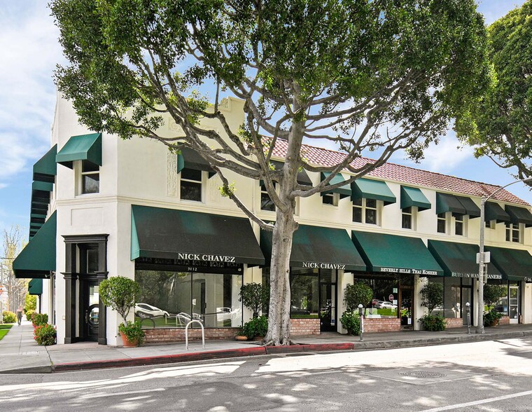 9032-9040 Burton Way, Beverly Hills, CA à louer - Photo de l’immeuble – Image 1 sur 5