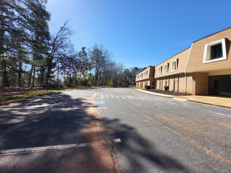 1600 Agape Way, Decatur, GA à vendre - Photo de l’immeuble – Image 3 sur 32