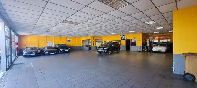 Plus de détails pour Local d’activités à vendre