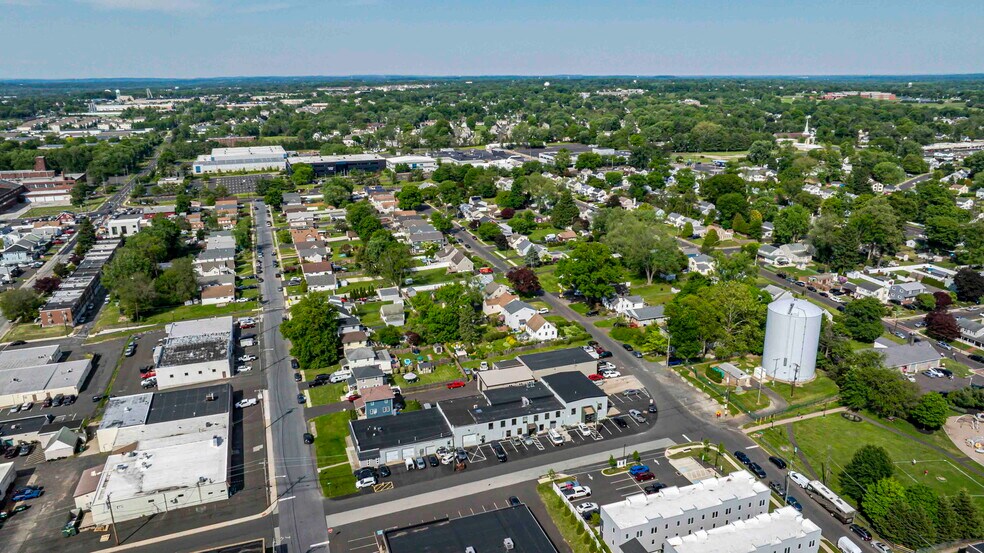 400 Lincoln Ave, Hatboro, PA à vendre - Photo de l’immeuble – Image 3 sur 21