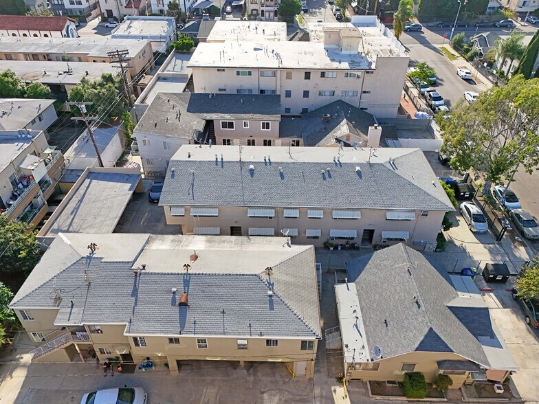 5838 Lexington Ave, Los Angeles, CA à vendre - Photo de l’immeuble – Image 3 sur 7