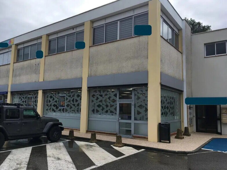 Bureau dans Grasse à louer - Photo de l’immeuble – Image 2 sur 8
