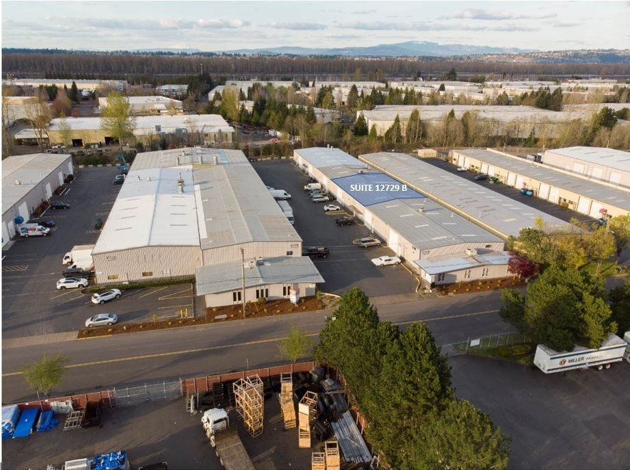 12683-12689 NE Whitaker Way, Portland, OR à louer Photo intérieure– Image 1 sur 27