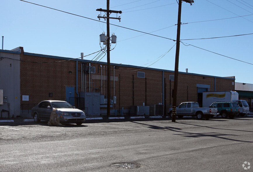 840 E 17th St, Tucson, AZ à vendre - Photo de l’immeuble – Image 3 sur 4
