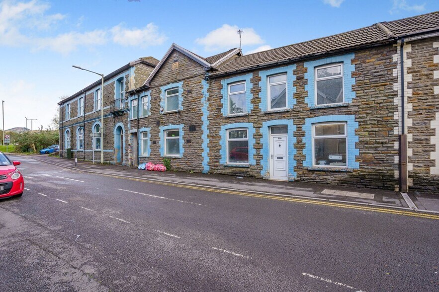 69 Cymmer Rd, Porth à vendre - Photo de l’immeuble – Image 3 sur 12